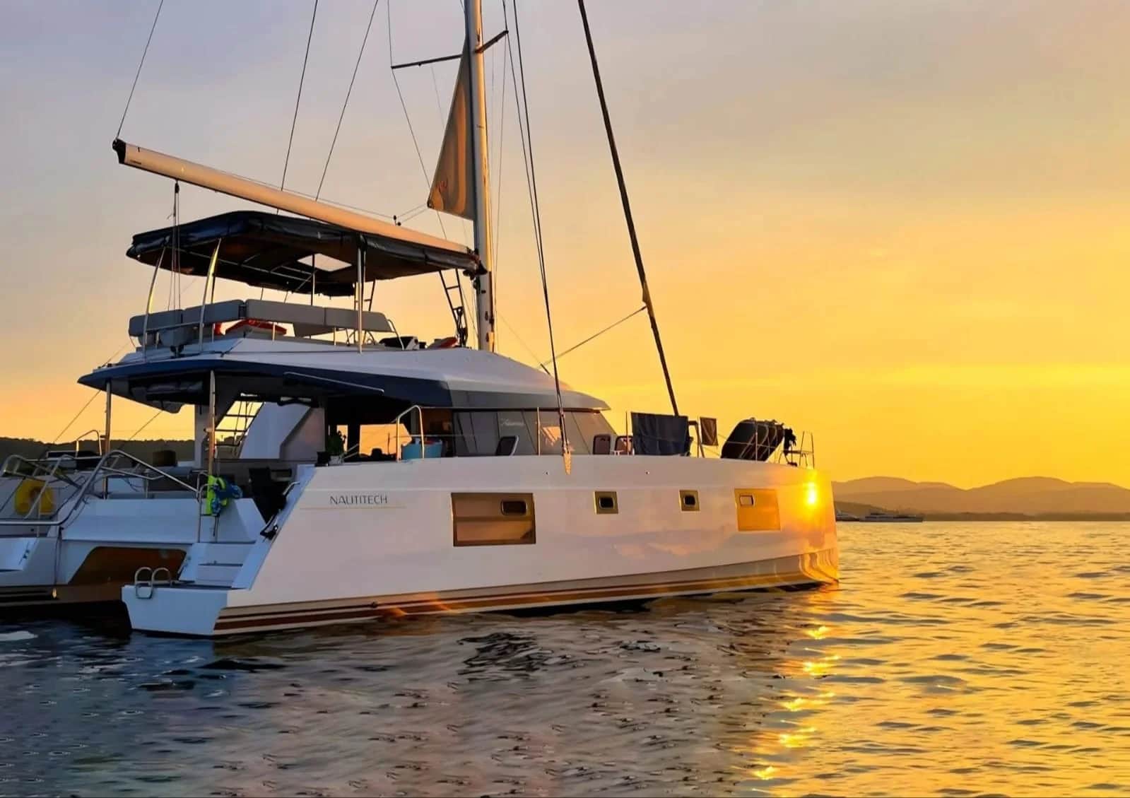 Shared Catamaran Cruise: Balos Beach & Gramvousa Island (small group)